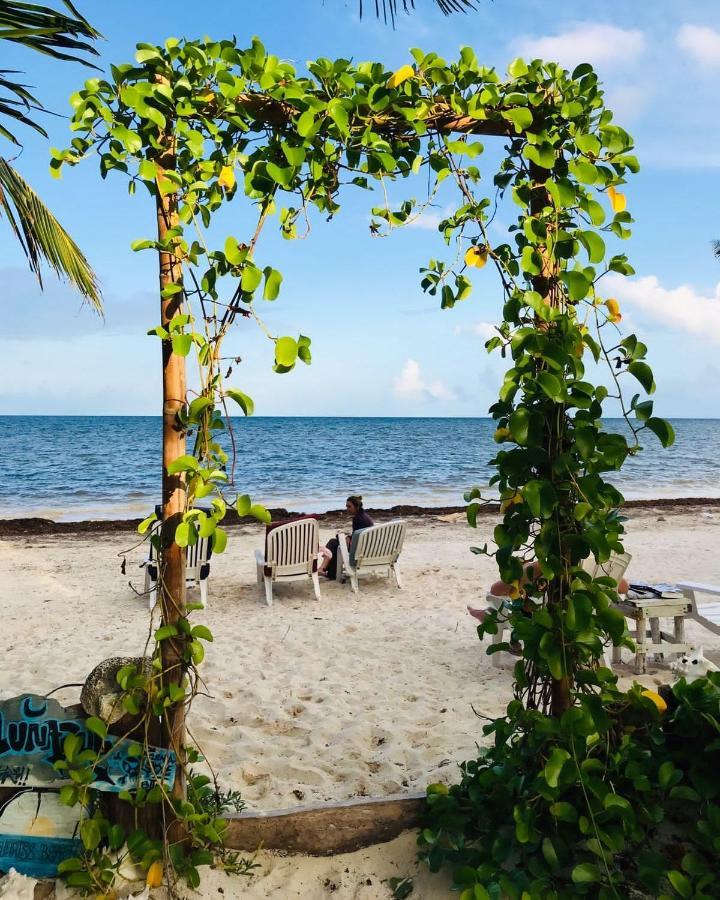 Lunazul Eco-Cabana Frente Al Mar Mahahual Zewnętrze zdjęcie