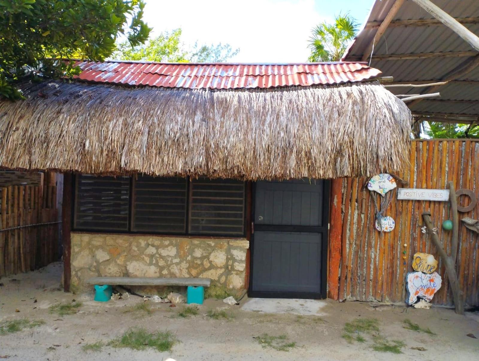 Lunazul Eco-Cabana Frente Al Mar Mahahual Zewnętrze zdjęcie