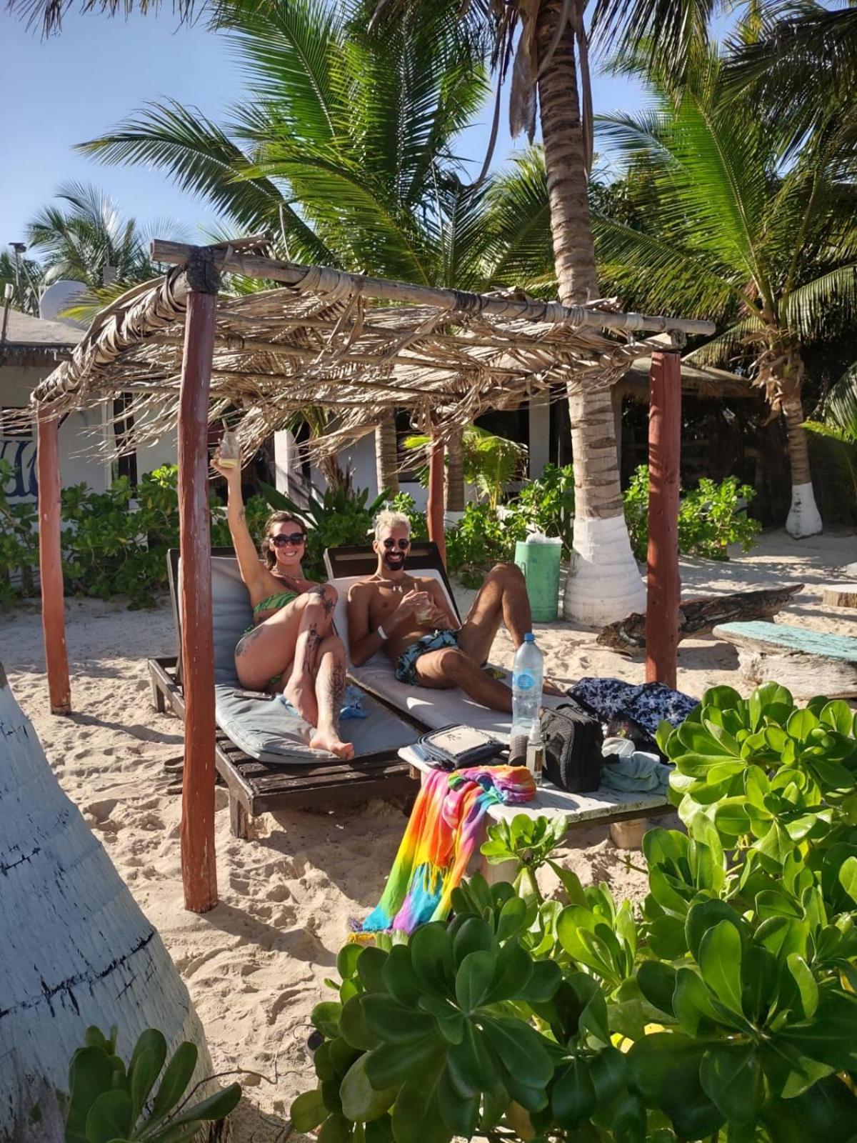 Lunazul Eco-Cabana Frente Al Mar Mahahual Zewnętrze zdjęcie