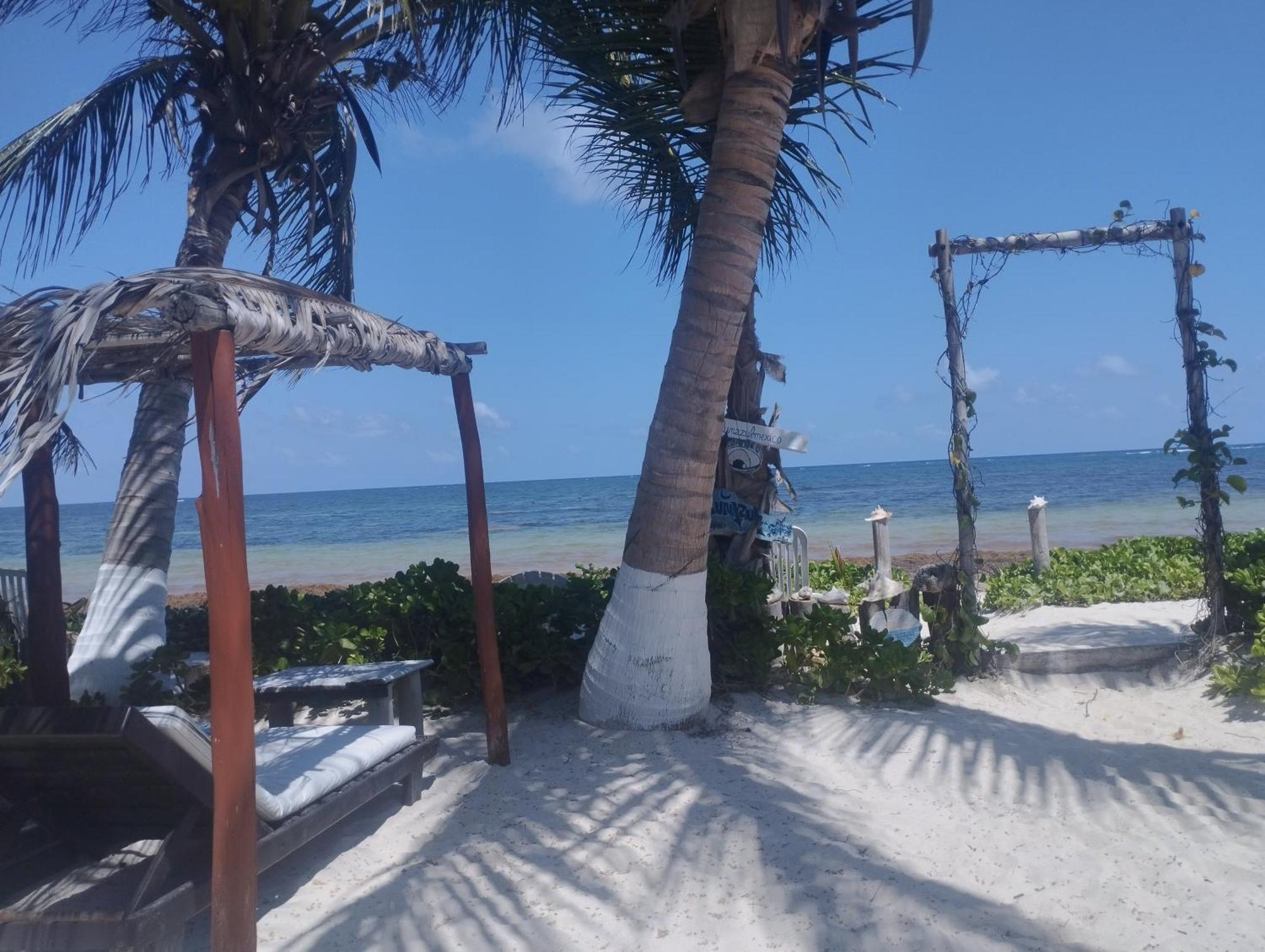 Lunazul Eco-Cabana Frente Al Mar Mahahual Zewnętrze zdjęcie